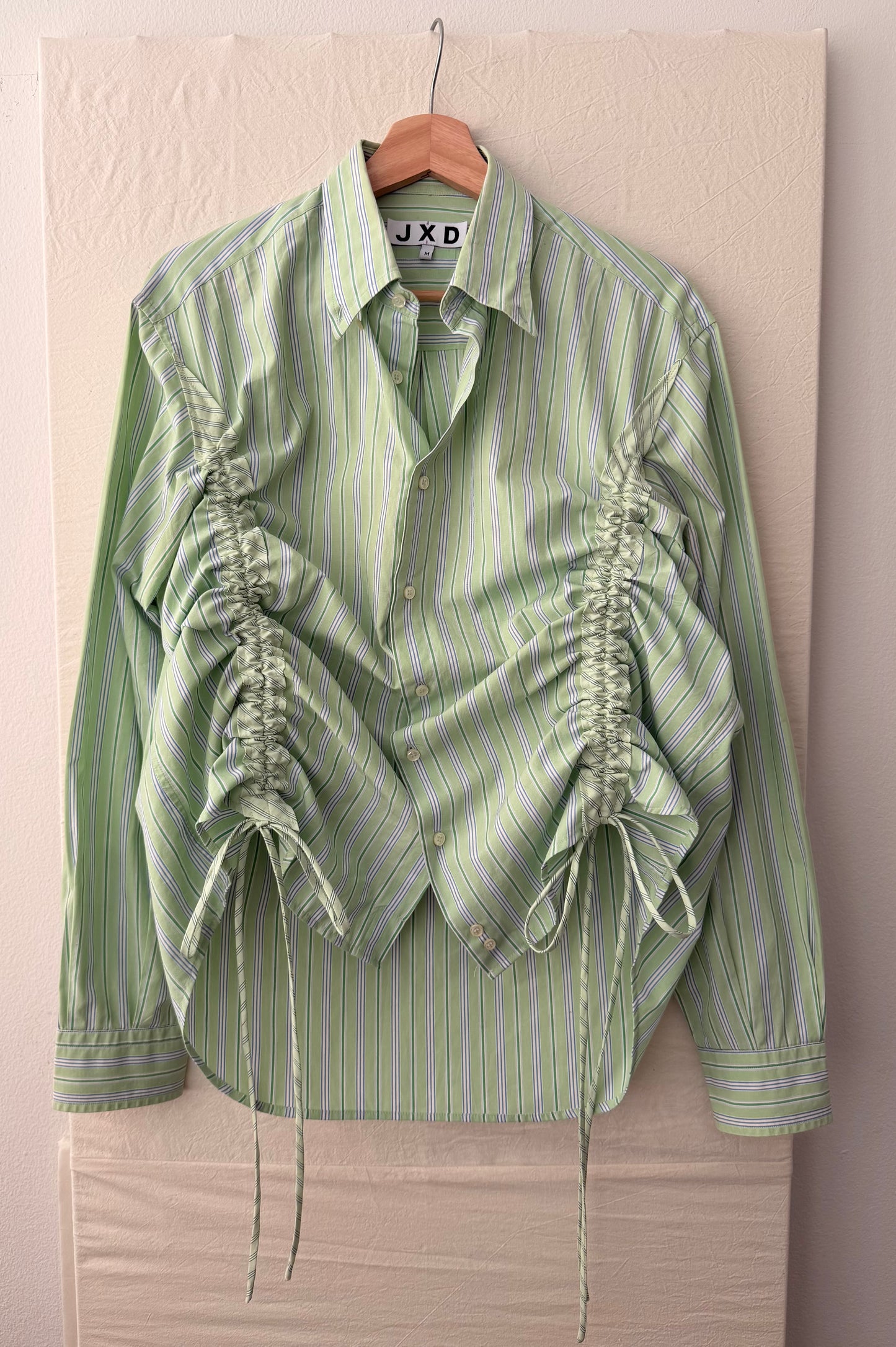 Cinch Button Up