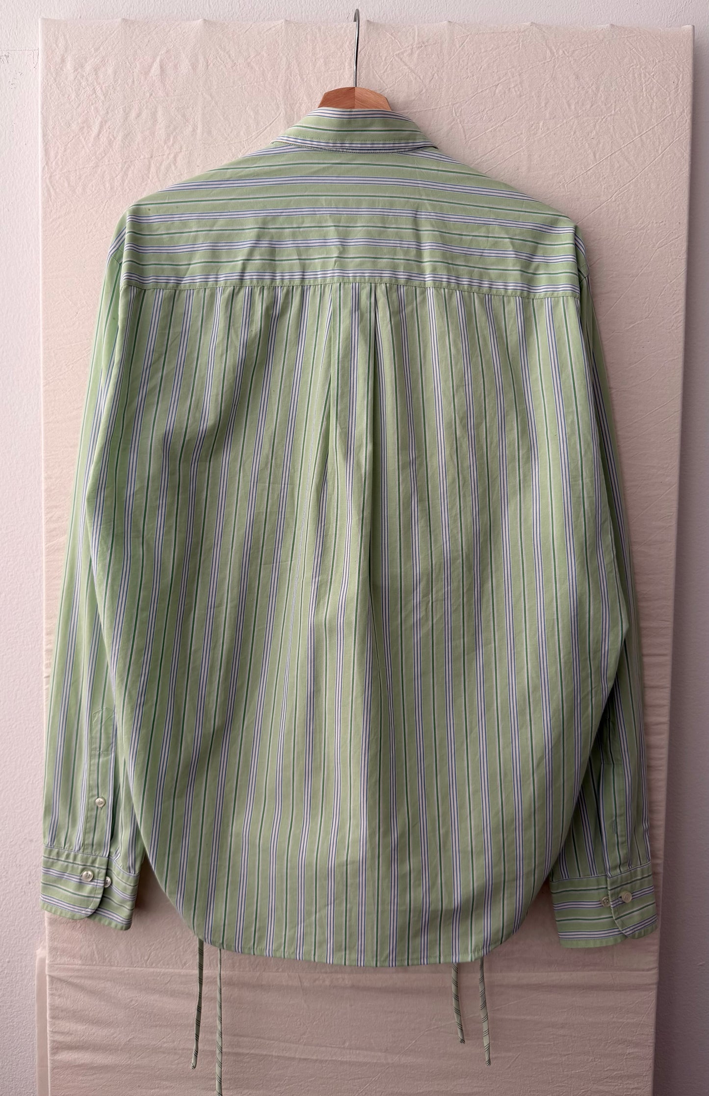 Cinch Button Up